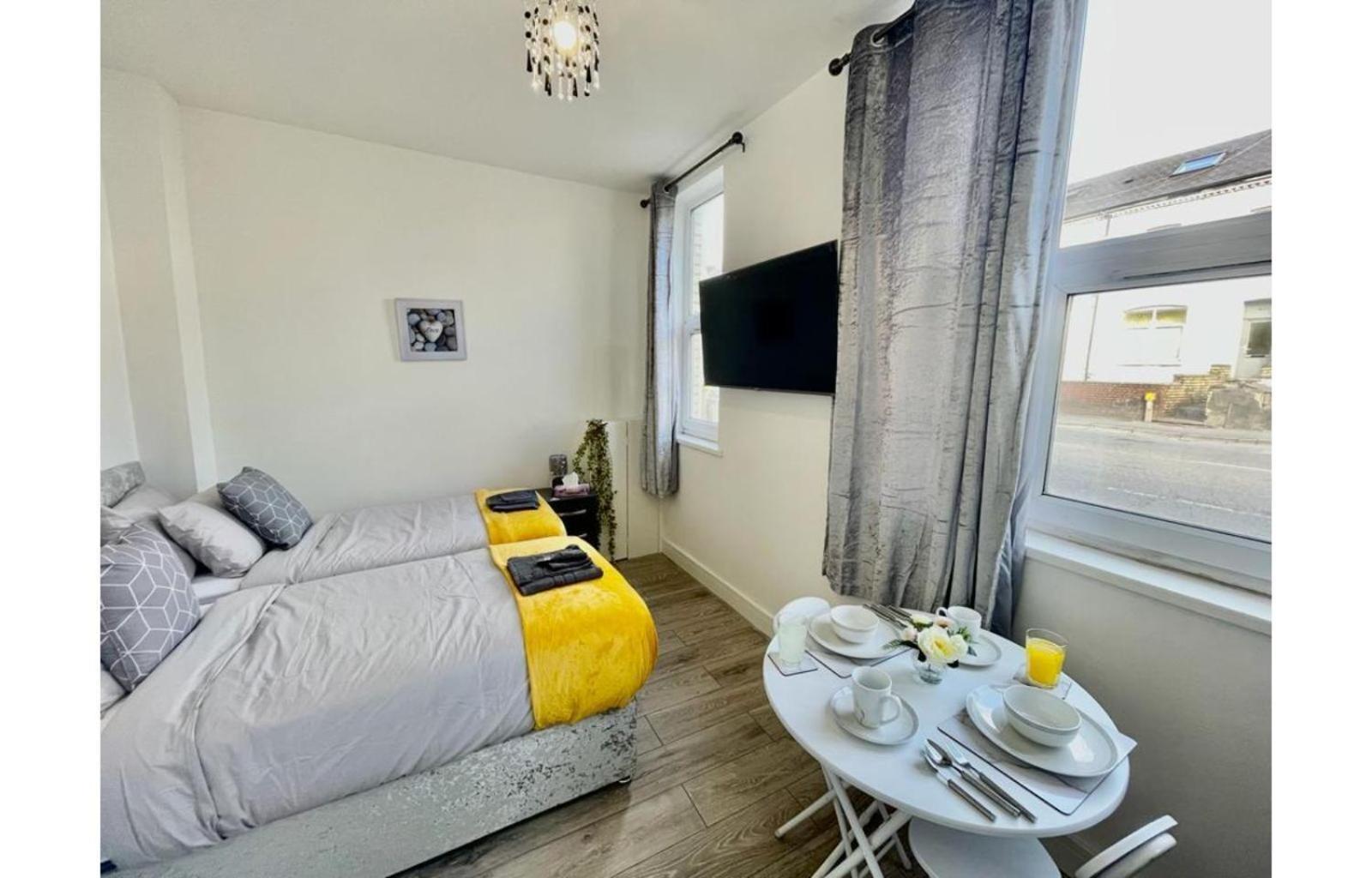 Cardiff City Centre Apartment- Penarth Road Стая снимка